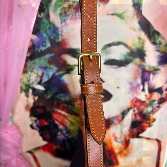 Dooney & Bourke Black and Tan Leather Shoulder Bag - Picture 13 of 13